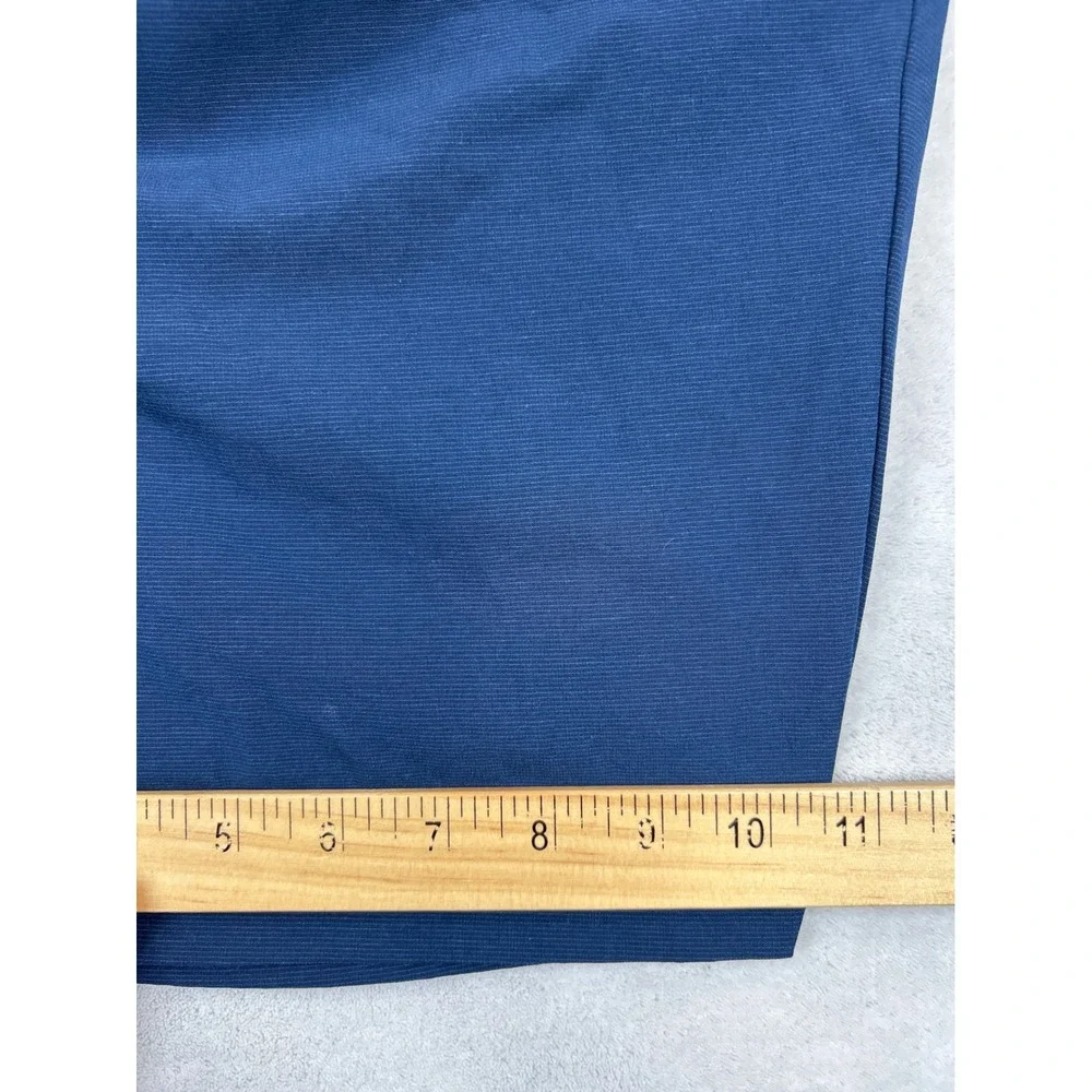 Banana‎ Republic Shorts Mens 34 Navy Blue Performance Stretch Tech Golf